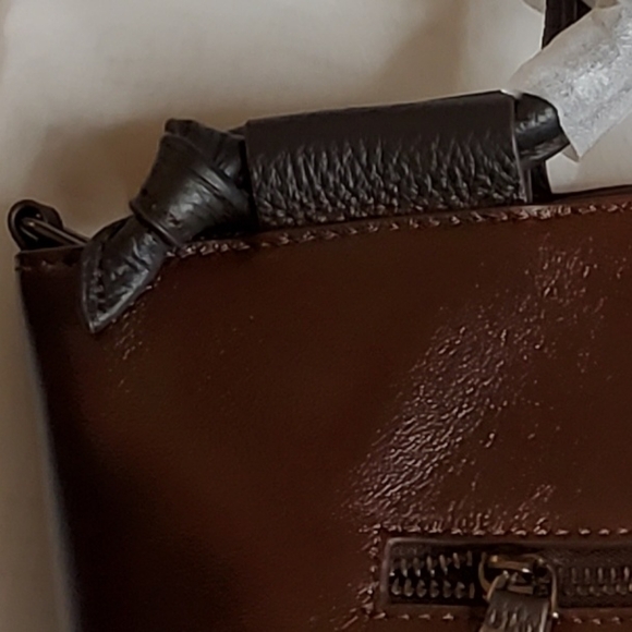 Floral Embossed Brown Leather‎ Bag - Picture 7 of 11